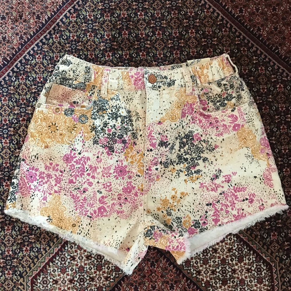 Anthropologie 100% cotton shorts. New never worn.